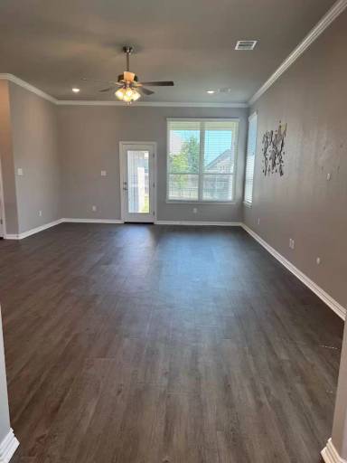 Main picture of 6215 Southern Cross Dr