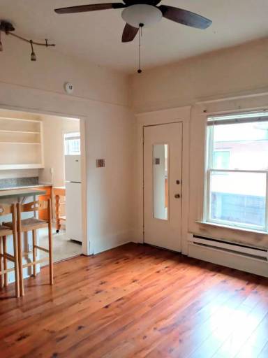 Main picture of 35 N 11th St