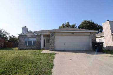 Main picture of 4810 Silver Leaf Ct