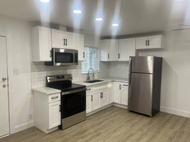 Main picture of 548 Las Palmas Ave