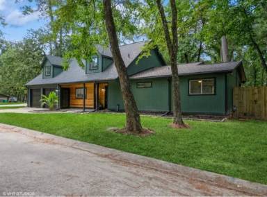 Main picture of 1320 E Red Cedar Cir