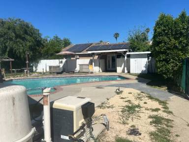 Main picture of 15533 El Cajon St