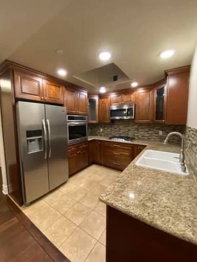Main picture of 11100 Riverside Dr