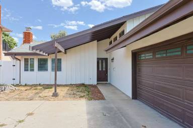 Main picture of 6239 Cowles Mountain Blvd