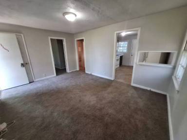 Main picture of 3165 S Clifton Ave