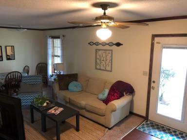 Main picture of 310 Elm St
