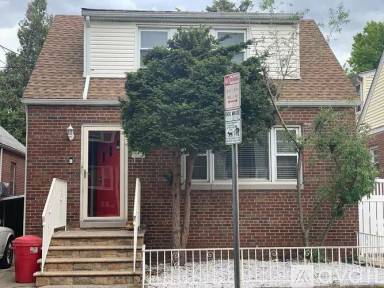 Main picture of 124 Terhune Ave