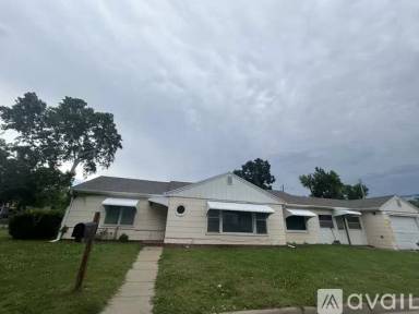 Main picture of 417 W Claflin Ave