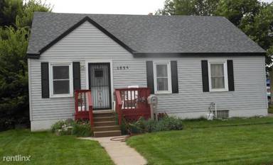 Main picture of 1835 Newton St