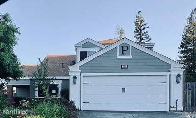 Main picture of 580 Primrose Ln