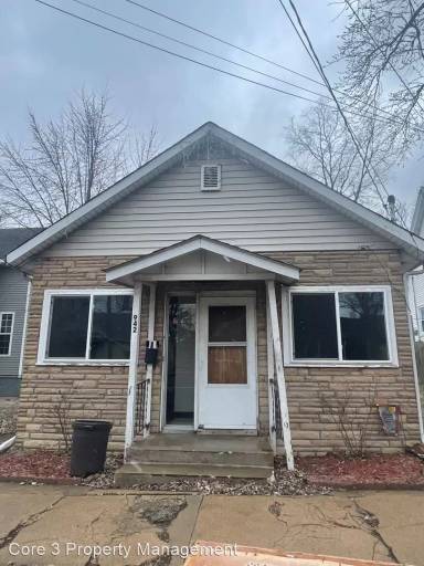 Main picture of 802 S Morris Ave