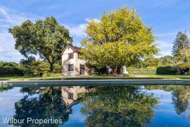 Main picture of 38 Virginia Ln