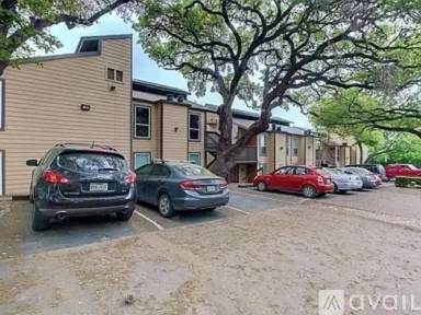 Main picture of 1000 W 26th St