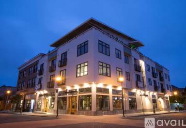 Main picture of 138 E St
