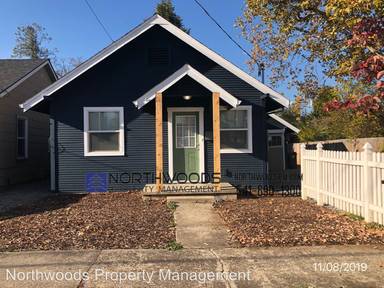 Main picture of 321 Maple St