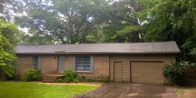 Main picture of 1512 White Oak Ln