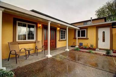 Main picture of 3142 Kirk Rd