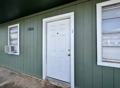 Main picture of 1744 Classen Blvd