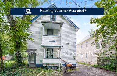 Main picture of 3043 E 126th St