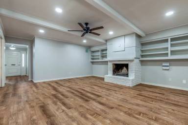 Main picture of 3719 Weeburn Dr