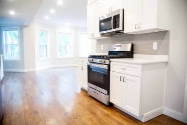 Main picture of 53 Quint Ave