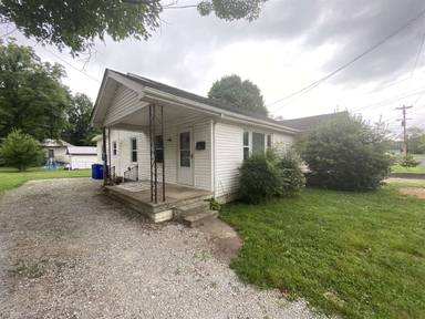 Main picture of 215 Morris St