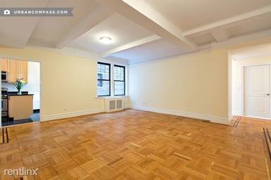 Main picture of 300 E 49th St