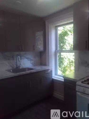 Main picture of 24 South St