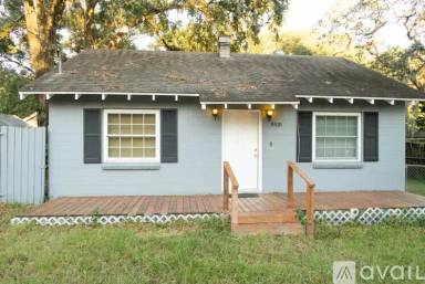 Main picture of 8401 N Brooks St