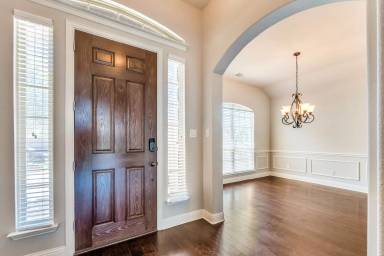 Main picture of 2812 Pino