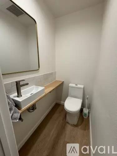 Main picture of 6341 Joaquin Murieta Ave