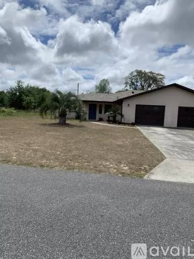 Main picture of 2130 W Silver Hill Ln
