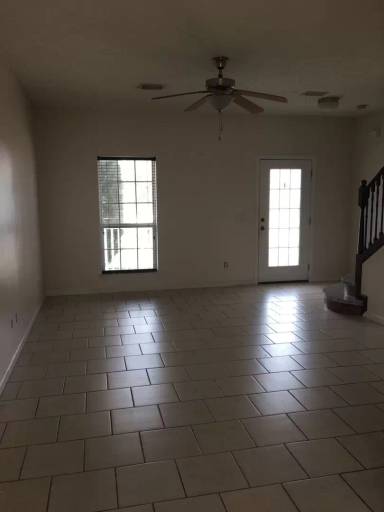 Main picture of 2610 Laurel Dr