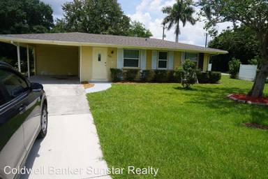 Main picture of 401 Skylark Ln NW