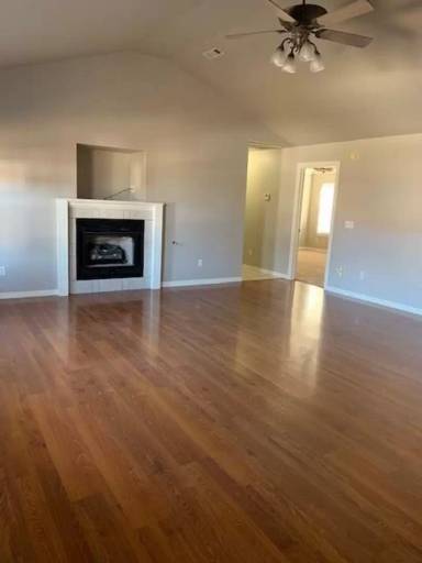 Main picture of 611 Tumbleweed St