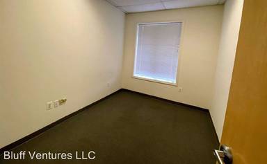 Main picture of 6830 Elm St