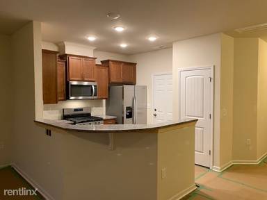 Main picture of 1015 Laceflower Dr