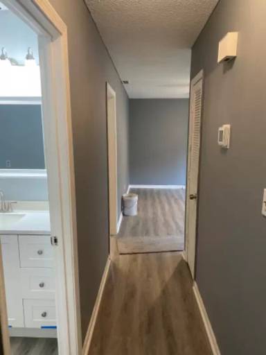 Main picture of 661 Colebrook Dr