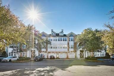 Main picture of Montreux at Deerwood