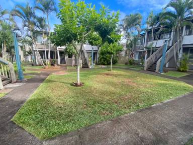 Main picture of 95-705 Lanikuhana Ave