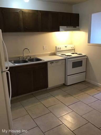 Main picture of 1229 Cherry St