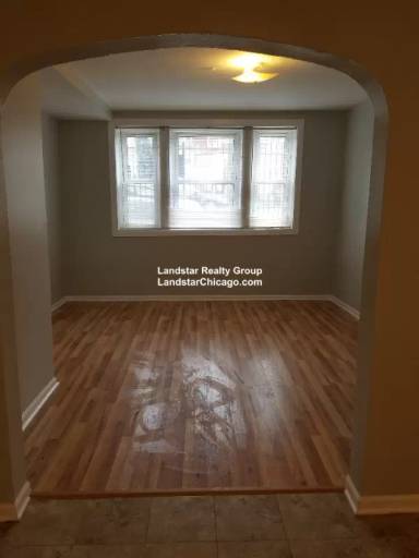 Main picture of 1443 N Campbell Ave