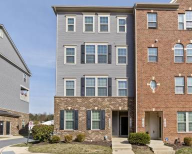 Main picture of 10102 Dorsey Ln