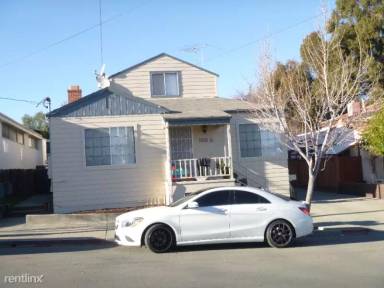 Main picture of 1018 McKeever Ave