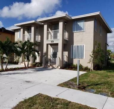 Main picture of 302 N 61st Ter