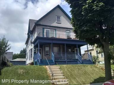 Main picture of 1423 S 38th St