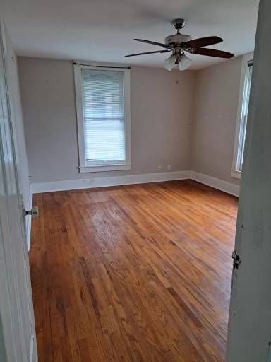 Main picture of 679 W Stephenson St