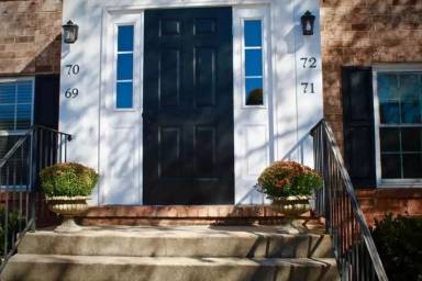 Main picture of Riverbend Condominiums