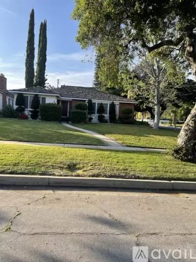 Main picture of 2395 Roanoke Rd