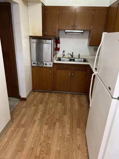 Main picture of 1617 A Ave NE